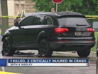 1_dead_after_Milwaukee_vehicle_wreck__se