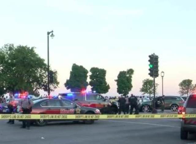 Two injured in police shooting along Milwaukee's lakefront - WTMJ-TV (press release) (registration) (blog)