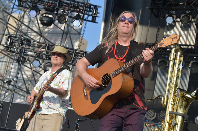 Violent Femmes releasing first album in 15 years