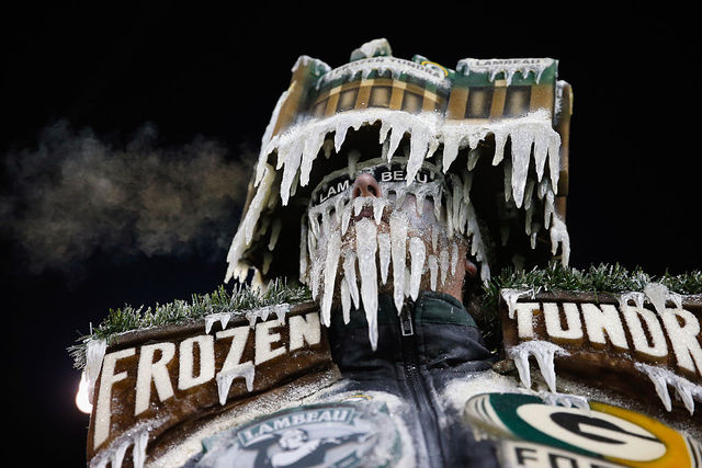 3 reasons to wear Green and Gold on Fridays