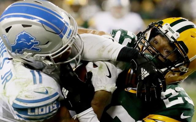 Packers lose third game straight while Rodgers still suffers from broken collarbone