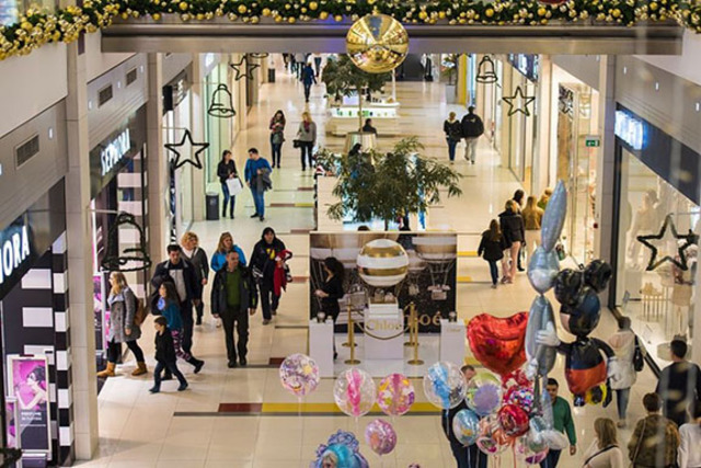 Black Friday extended hours across Southeast Wisconsin