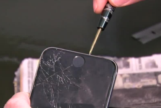 Convenient ways to fix a broken cell phone - TMJ4 ...