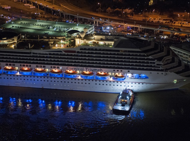 Woman missing after falling from cruise ship in New Orleans