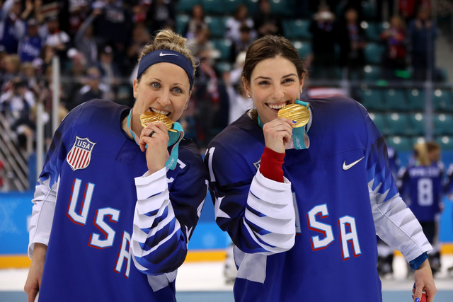 Five Wisconsin women among Team USA hockey gold medalists who beat Canada in shootout