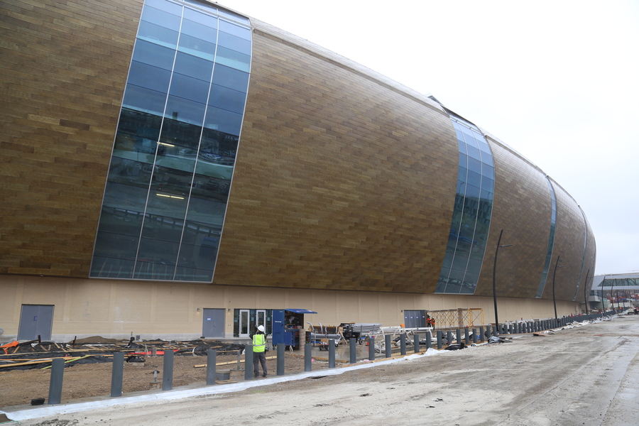 Dozens of positions available at job fair for new Milwaukee arena