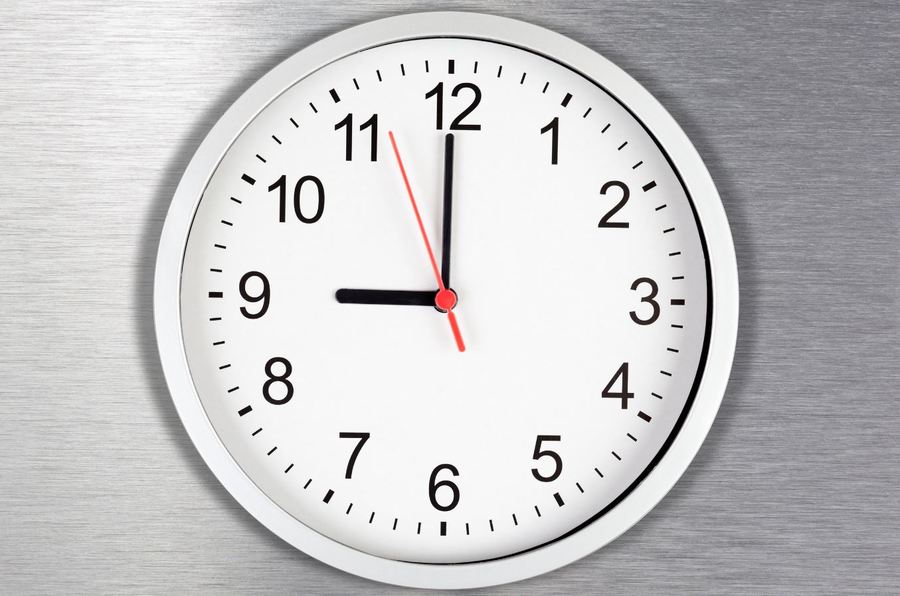 British schools are removing analog clocks because teens can't read